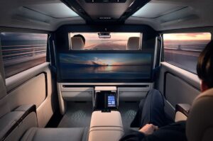 Toyota Sienna luxury 7 seater hybrid family car