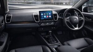 Honda City Hybrid 2026 का प्रीमियम इंटीरियर और टचस्क्रीन इंफोटेनमेंट सिस्टम