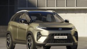 Tata Nexon SUV का साइड प्रोफाइल और अलॉय व्हील डिजाइन