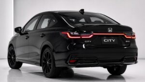 New Honda City 2026 का premium rear design और LED tail light look