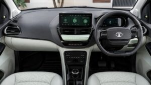 नई Tata Tiago EV 2026 का प्रीमियम इंटीरियर डैशबोर्ड, 10.25 इंच टचस्क्रीन और डिजिटल